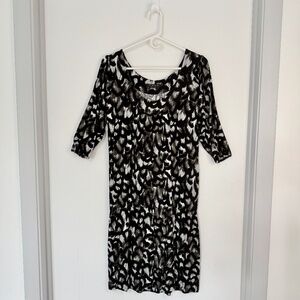BCBG MaxAzria women’s half sleeve black white dress. Size Large